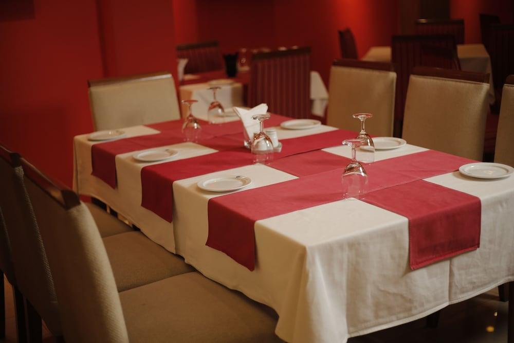 Hotel Swiss Garden Dhaka Extérieur photo